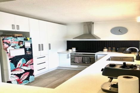 Photo of property in 1/21 Mahara Avenue, Birkenhead, Auckland, 0626