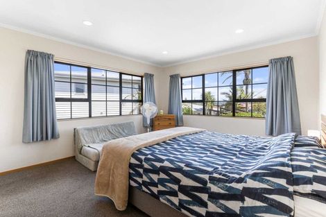 Photo of property in 66 Bay Vista Drive, Red Beach, 0932