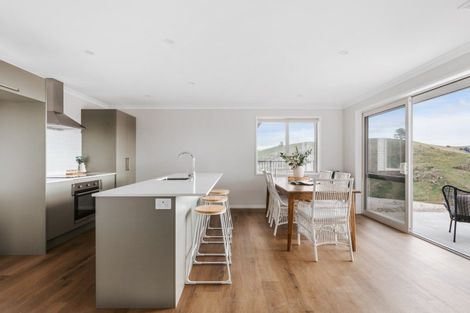 Photo of property in 27 Moira Close, Welcome Bay, Tauranga, 3175