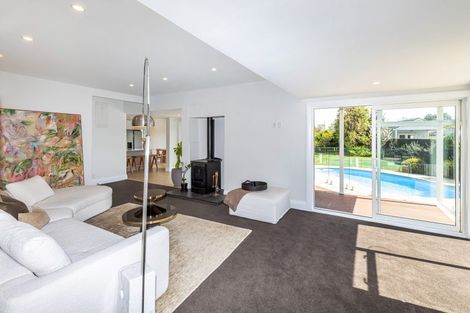 Photo of property in 3 Strowan Road, Strowan, Christchurch, 8052