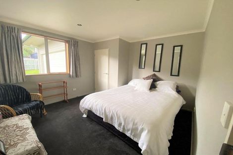 Photo of property in 25 Nyhane Drive, Ligar Bay, Takaka, 7183