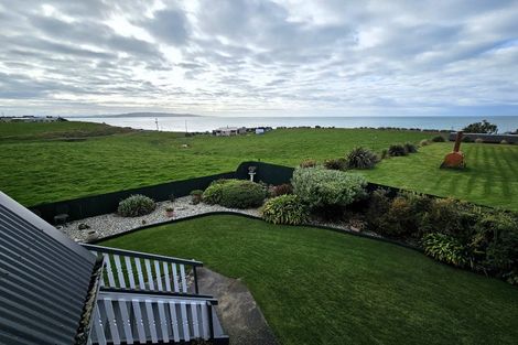 Photo of property in 10 Rimu Street, Kaka Point, Balclutha, 9271