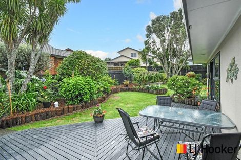 Photo of property in 33 Peretao Rise, The Gardens, Auckland, 2105