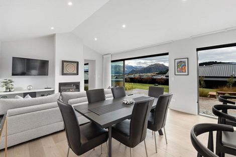 Photo of property in 8 The Heights Avenue, Wanaka, 9305