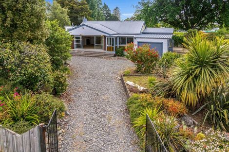 Photo of property in 19 Melville Street, Waipawa, 4210