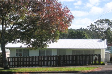 Photo of property in 125 Henderson Valley Road, Henderson, Auckland, 0612