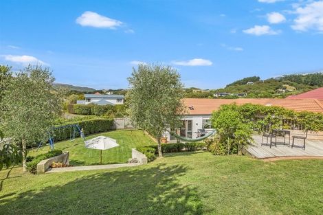 Photo of property in 12 Bowman Place, Whitby, Porirua, 5024