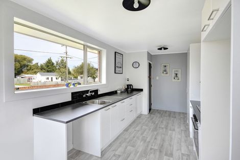 Photo of property in 48 Dryden Street, Milton, 9220