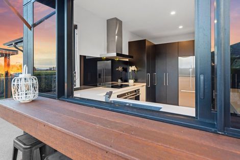 Photo of property in 6 Omapere Lane, Pyes Pa, Tauranga, 3112