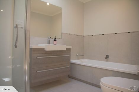 Photo of property in 17 Costa Viva Crescent, Karaka, Papakura, 2113