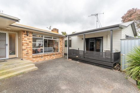 Photo of property in 35 Pulham Crescent, Queenwood, Hamilton, 3210