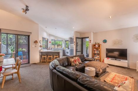 Photo of property in 6a Kauri Street, Taradale, Napier, 4112