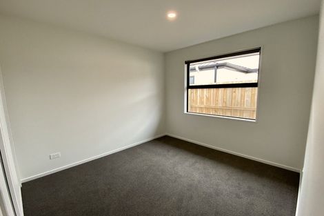 Photo of property in 26 Bill Hammond Drive, Belfast, 8051