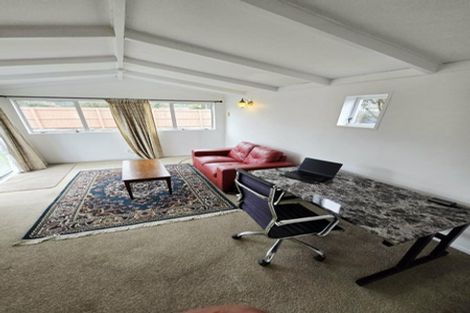 Photo of property in 90 Mcleod Street, Elderslea, Upper Hutt, 5018