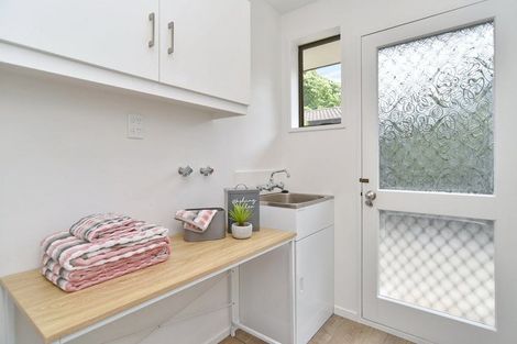 Photo of property in 1/20 Montclare Avenue, Ilam, Christchurch, 8041