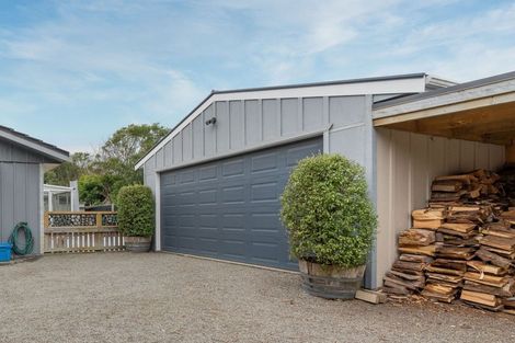 Photo of property in 8 Paretai Grove, Waikanae, 5036