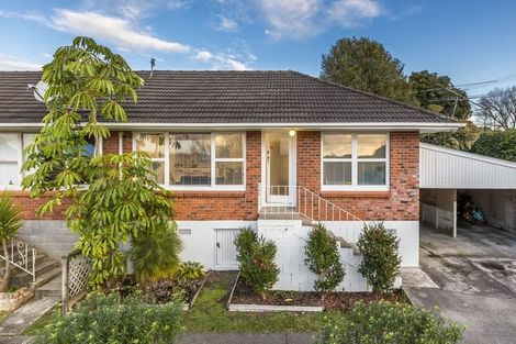 Photo of property in 1/303 Rangatira Road, Beach Haven, Auckland, 0626