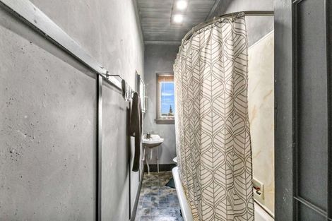 Photo of property in 17 Thistle Street, Gore, 9710