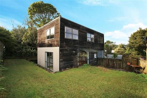 Photo of property in 2/58 Park Road, Glenfield, Auckland, 0629