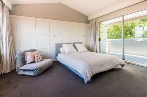 Photo of property in 6k Carlton Gore Road, Grafton, Auckland, 1023