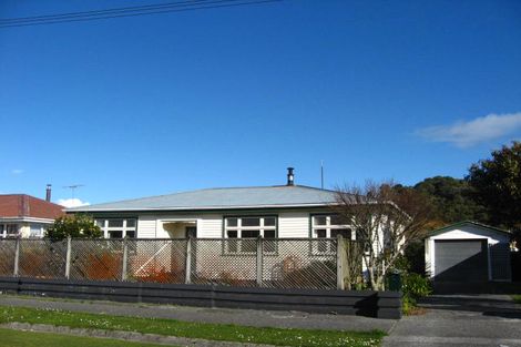 Photo of property in 6 Geraldine Street, Greymouth, 7805