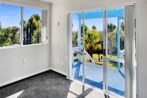 Photo of property in 26 Tatyana Place, Massey, Auckland, 0614