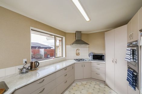 Photo of property in 50 Branigan Parade, Kelvin Grove, Palmerston North, 4414