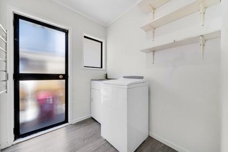 Photo of property in 36 Eugenia Rise, Totara Heights, Auckland, 2105