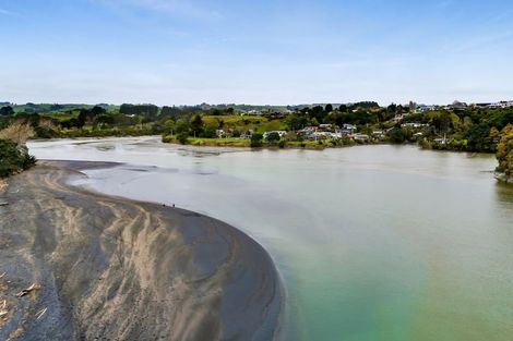 Photo of property in 49 Ngakoti Street, Urenui, 4375