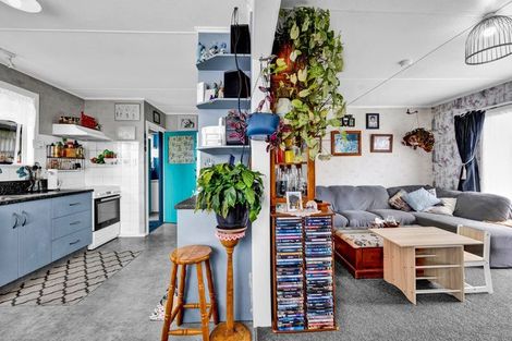 Photo of property in 99 Hathaway Street, Stratford, 4332