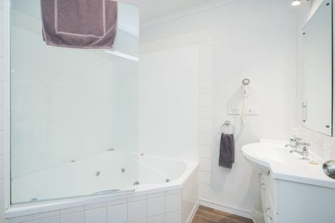 Photo of property in 8a-d Camden Street, Turnbull Thomson Park, Invercargill, 9810