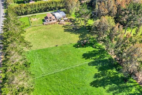 Photo of property in 42 Rimmer Road, Helensville, 0875