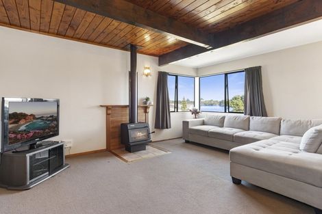 Photo of property in 7 Rangataua Street, Welcome Bay, Tauranga, 3112