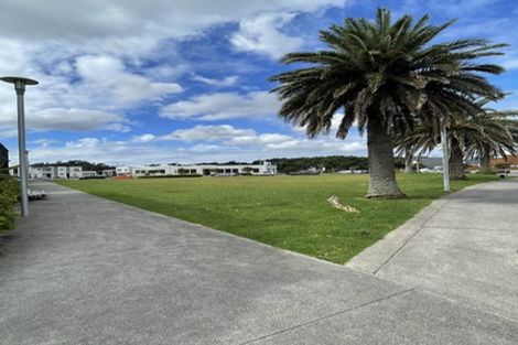 Photo of property in 284 Hobsonville Point Road, Hobsonville, Auckland, 0616