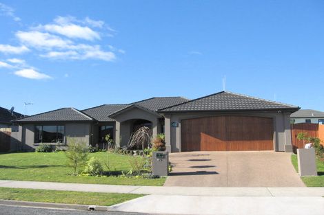 Photo of property in 40 Cate Road, Rototuna North, Hamilton, 3210