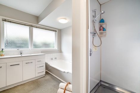 Photo of property in 17 Rutherglen Avenue, Ilam, Christchurch, 8041