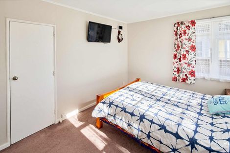 Photo of property in 218 Naenae Road, Naenae, Lower Hutt, 5011