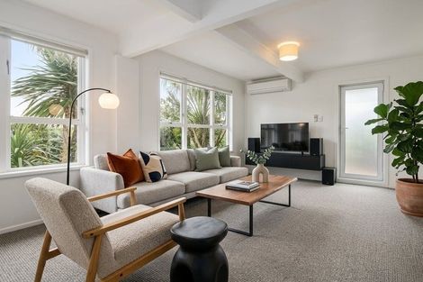 Photo of property in 95 Wallace Road, Mangere Bridge, Auckland, 2022