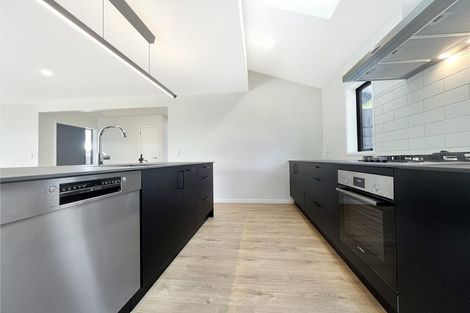 Photo of property in Peninsula Primary School, 61 Wharf Road, Te Atatu Peninsula, Auckland, 0610