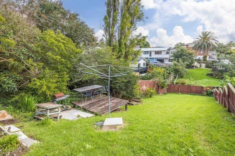 Photo of property in 2/81 Seabrook Avenue, New Lynn, Auckland, 0600