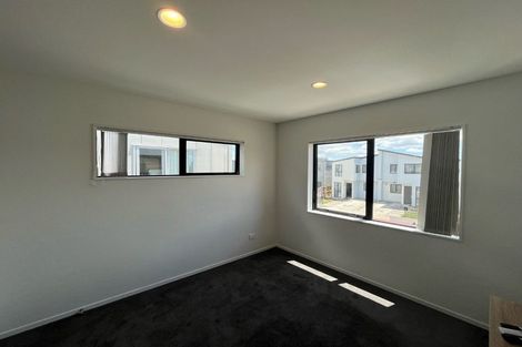 Photo of property in 4 Tumu Road, Papakura, 2110