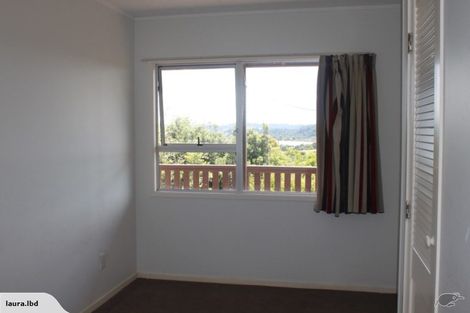Photo of property in 29 Santiago Crescent, Unsworth Heights, Auckland, 0632
