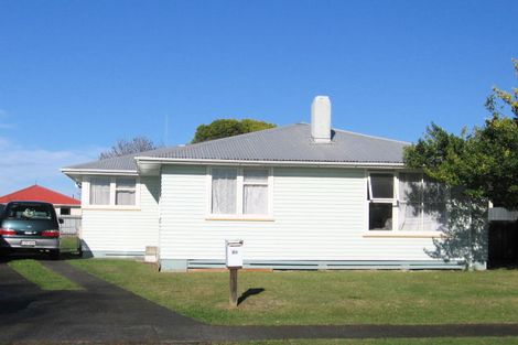 Photo of property in 34 Curling Crescent, Onekawa, Napier, 4110