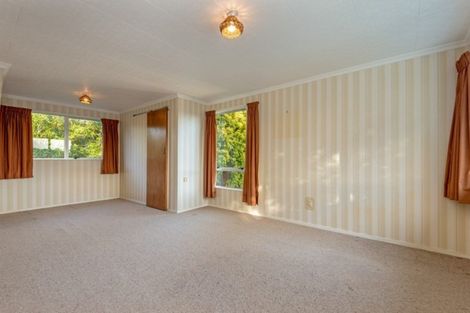 Photo of property in 16 Ferndale Place, Feilding, 4702