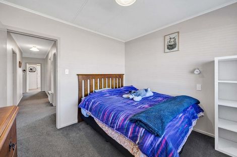 Photo of property in 16 Reid Avenue, Hawera, 4610