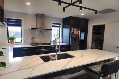 Photo of property in 33 Te Kanawa Lane, Rolleston, 7615