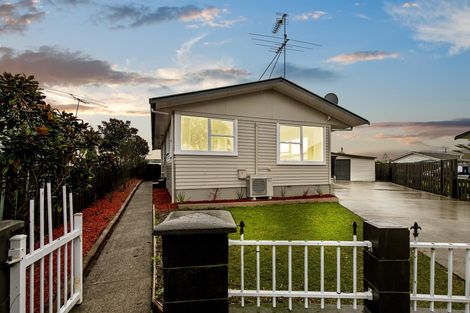 Photo of property in 9 Chisholm Place, Mangere East, Auckland, 2024