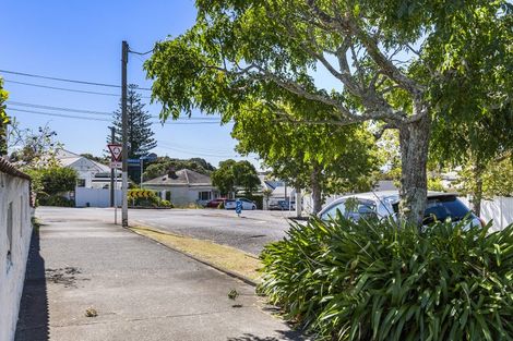 Photo of property in 110 Bassett Road, Remuera, Auckland, 1050