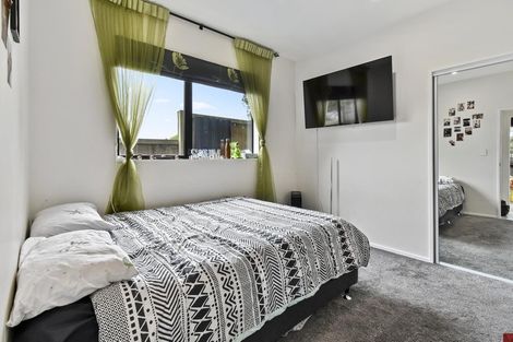 Photo of property in 63a Thompson Terrace, Manurewa, Auckland, 2102