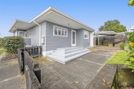 Photo of property in 74 Queen Road, Bellevue, Tauranga, 3110